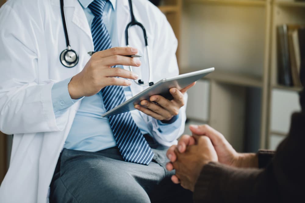 professional psychologist counseling or therapy session to male patients suffering from mental health problems.
