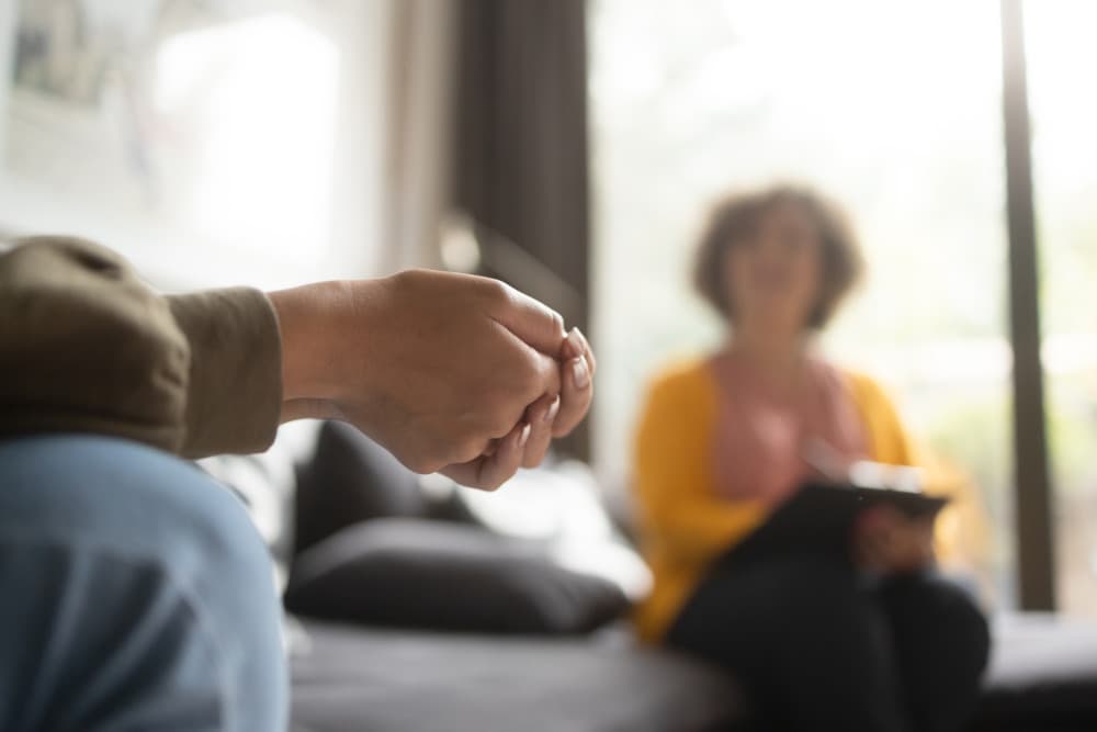 A teen girl in therapy